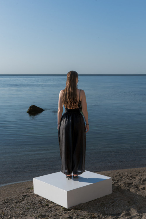 Linen trousers- black